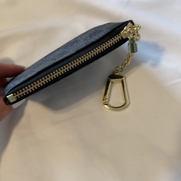 Checkered coin/card keychain - Picture 3 of 4